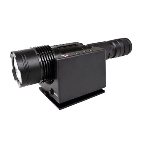 Latarka EXPLORER XML-X 600 lumenów